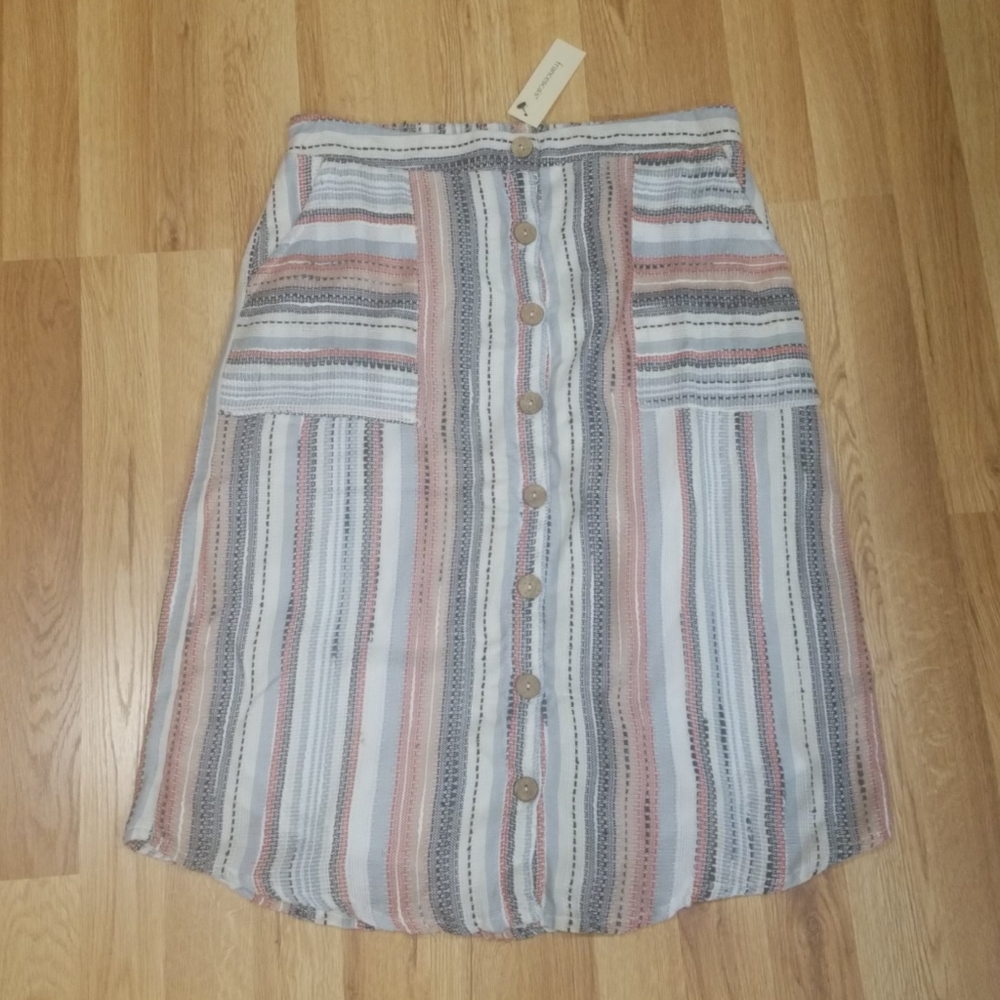 Francesca's skirt